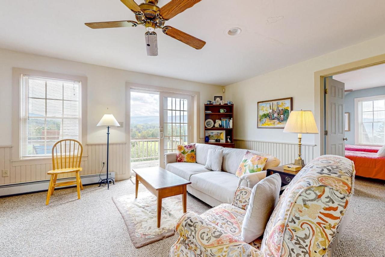 Wind Hill Farm Apartment Manchester Ngoại thất bức ảnh